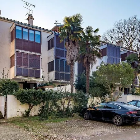 Porat Apartment